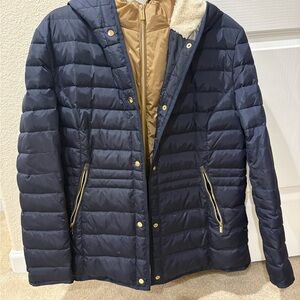 Johnston & Murphy Women’s Navy Down Puffer Jacket with Gold Accents